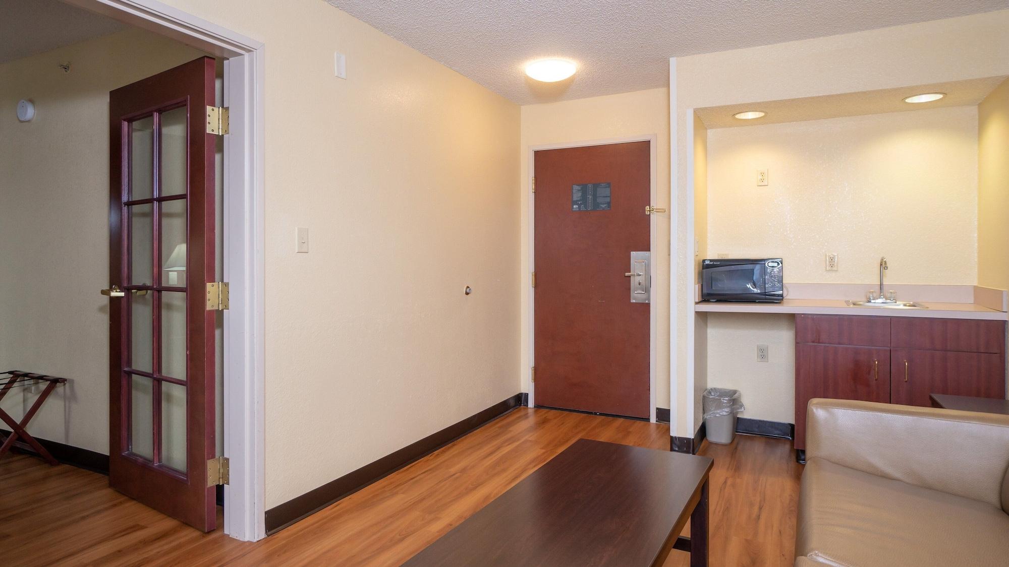 Red Roof Inn & Suites Indianapolis Airport Luaran gambar